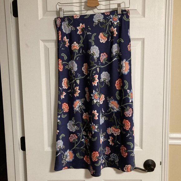 Loft Petite Floral Bias Midi Skirt Size MP NWT - Picture 4 of 8